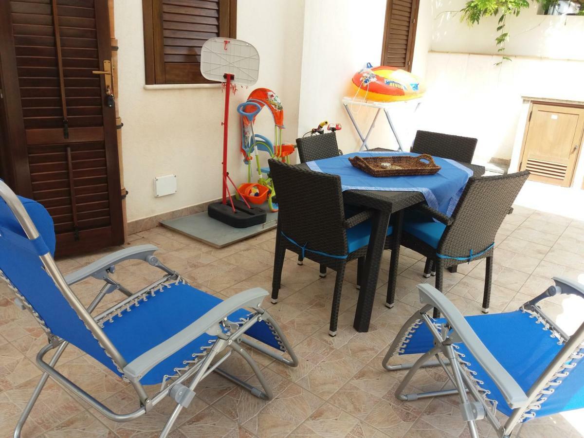 Villino Messina Lägenhet San Vito Lo Capo Exteriör bild