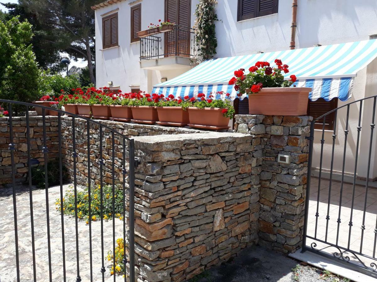 Villino Messina Lägenhet San Vito Lo Capo Exteriör bild